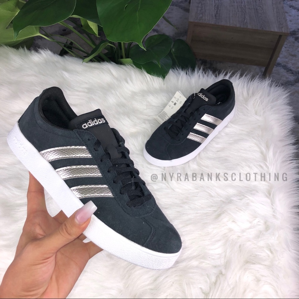 Adidas: VL Court 2.0 Sneaker